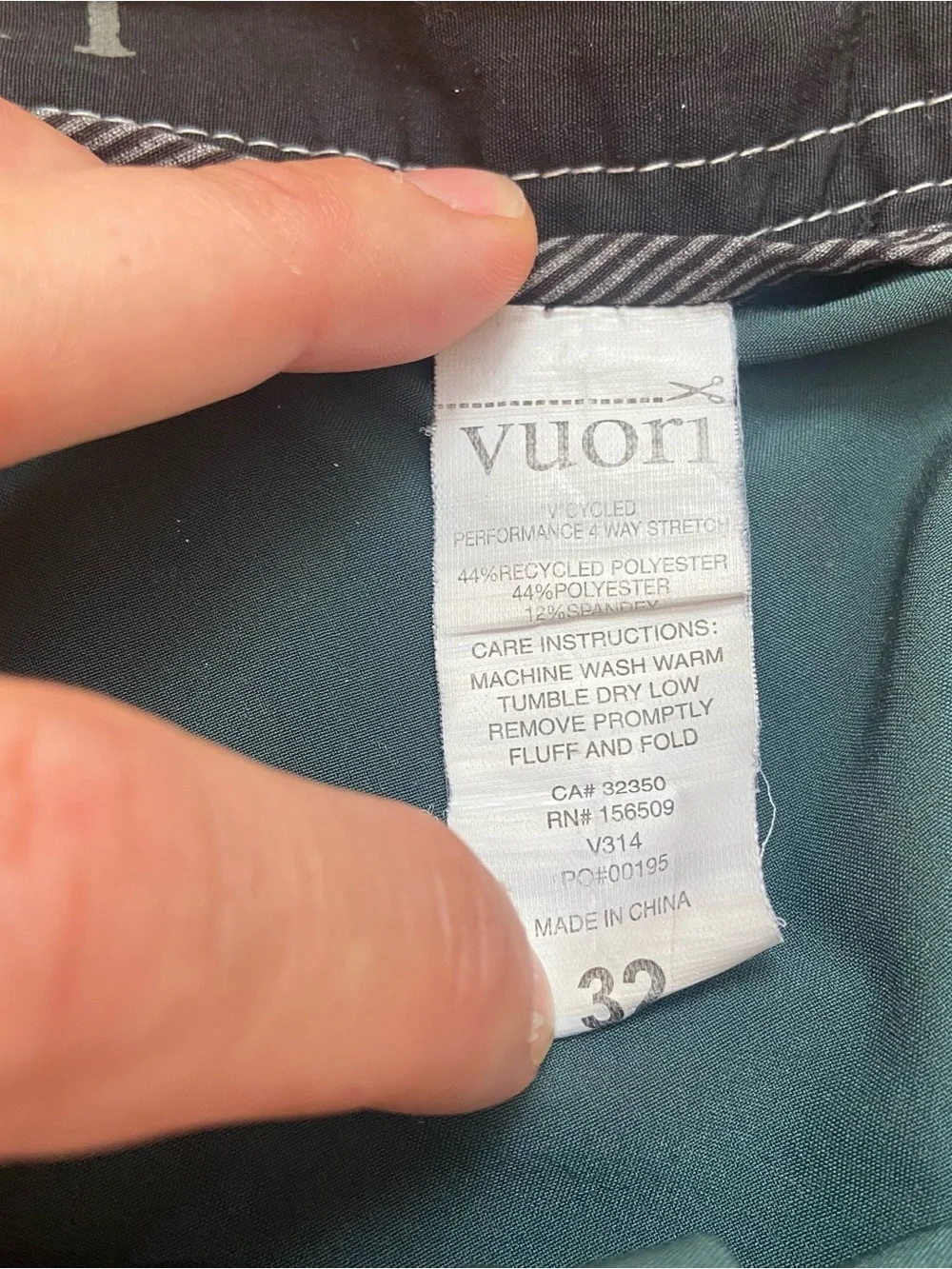 Vuori logo surfing